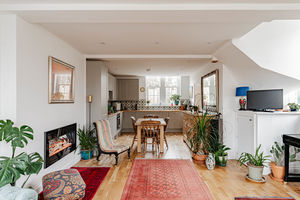 Photo 8- click for photo gallery